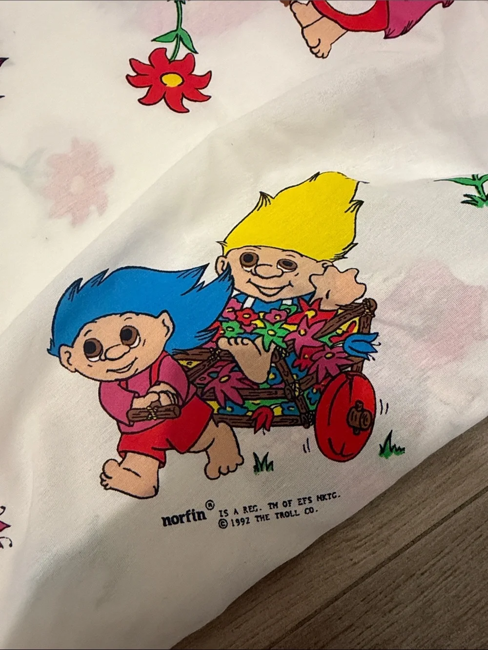 Vintage Trolls Print White Cotton Mattress Cover Bedding Sheet Cheerful Multi